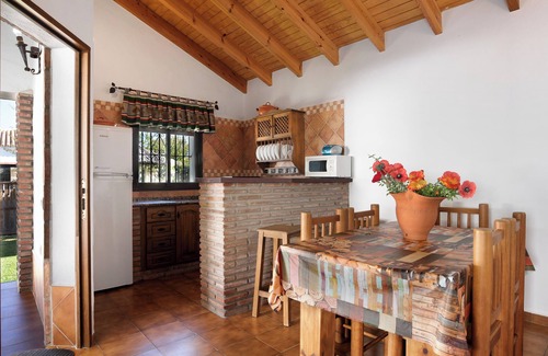 Zahora House | Beachfront Holiday Home "Casa Alberto 2" with Garden & Wi-Fi