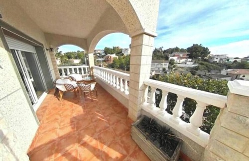 Calafell House | Private Pool Oasis: Casa Con Piscina for Unforgettable Stays
