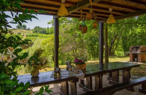 Gambassi Terme House | Inviting Holiday Home Casa dei Ciliegi with Pool & Pets Welcome