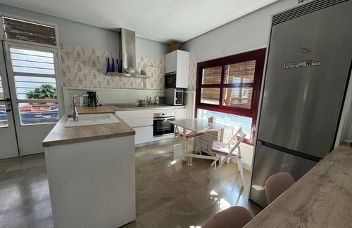 Alomartes House | Holiday Home 'Casa Del Olivo Lucio En Alomartes' with Mountain View