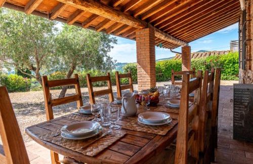 Scansano House | Top-Rated Holiday Home Casa Grande with Pool & Family Fun