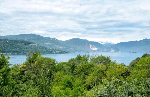 Arolo House | Discover Holiday Home Casa nel Bosco: Oceanfront Retreat