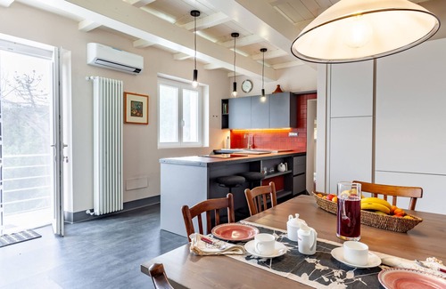Massarosa House | Enjoy a Sea View at Casa Lu with Wi-Fi & Pet-Friendly Stay