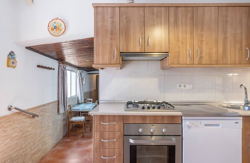 Cacin House | Scenic Casa Pepita: Private Pool & Mountain Views Await