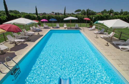 Orentano House | Unforgettable Stay at Casa Ponziani with Pool & Fireplace