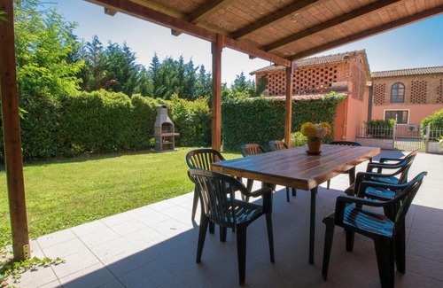 Orentano House | Unforgettable Stay at Casa Ponziani with Pool & Fireplace