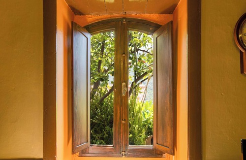 Tejeda House | Cozy Casa Rural Serafín: Mountain Views & Family-Friendly Amenities