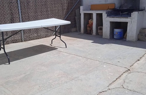 Abaran House | Holiday Home 'Casa Vacacional Gloria' with Mountain View, Wi-Fi and Air Conditioning