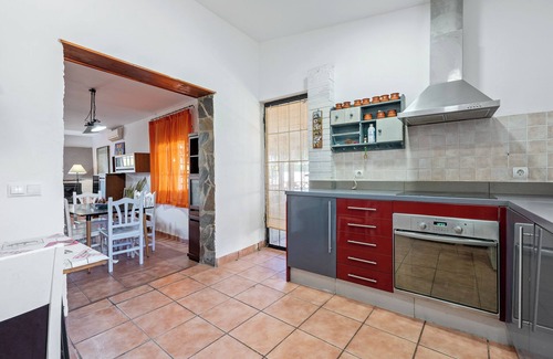 Bellvey House | Seaside Retreat: Casa Verde Es Vida with Pool and Wi-Fi