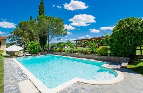 Bucine House | Idyllic Holiday Home Cedri Alti-1 with Pool & Pet-Friendly
