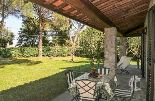 Bucine House | Idyllic Holiday Home Cedri Alti-1 with Pool & Pet-Friendly
