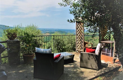 Greve in Chianti House | Cozy Holiday Home Chiesa: Pet-Friendly with Pool Access