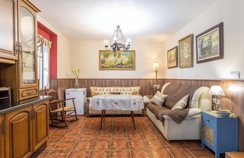 Archidona House | Relaxing Holiday Home "Cortijo Rural Puerto Nuevo" with Pool