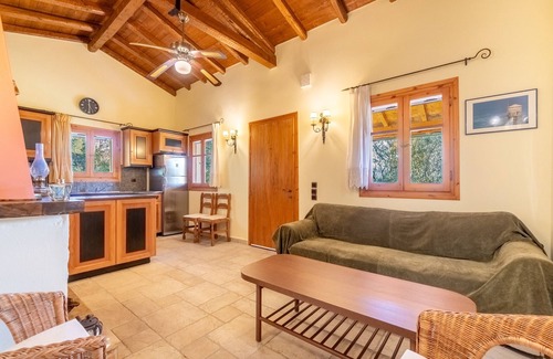 Corfu House | Cozy Holiday Home 'Coryfo' with Private Terrace & Ocean View