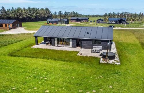 Grønhøj House | Comfortable Holiday Home Cresta Near NW Jutland's Beaches