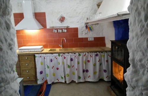 Los Balcones House | Idyllic Holiday Home 'Cueva Balcones de Piedad' with Pool