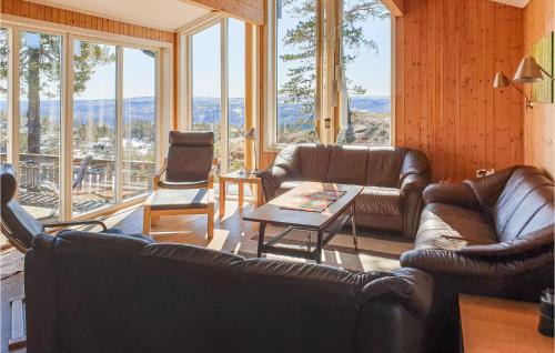 Øvre Ramse House | Beautiful 5 Bedroom Home in Dlemo - Pet & Child Friendly