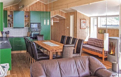 Øvre Ramse House | Beautiful 5 Bedroom Home in Dlemo - Pet & Child Friendly