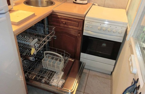 Szentendrei House | Family-Friendly Holiday Home Near Budapest with Pet Access