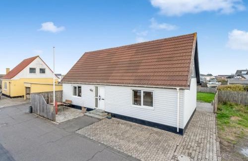 Thyboron House | Cozy Holiday Home Darja - Steps from the Beach