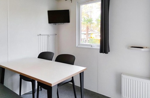 Schinveld House | Family-Friendly Retreat at Holiday Home De Brenkberg-2