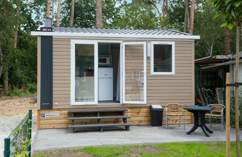 Schinveld House | Family-Friendly Retreat at Holiday Home De Brenkberg-2