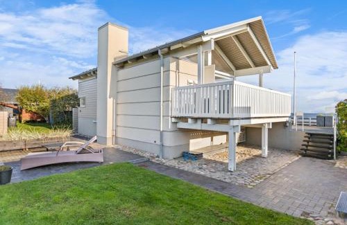 Tørresø House | Holiday Home Diderik - 5m from the sea by Interhome