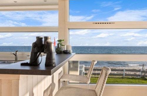 Tørresø House | Holiday Home Diderik - 5m from the sea by Interhome