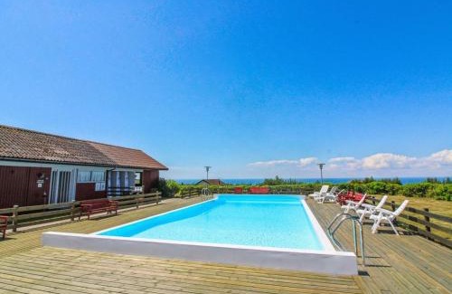 Vang House | Cozy Holiday Home Dika Near the Sea in Bornholm