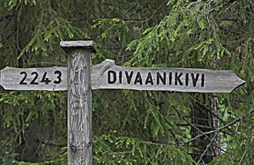 Asikkala House | Inviting Holiday Home Divaanikivi with Hot Tub & Family Perks