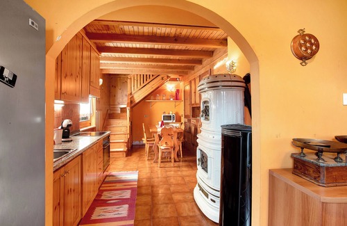 Valdidentro House | Guest Rated 10/10: Dolce Casa Near Bormio with Garden & Wi-Fi