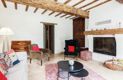 Dunes House | Stylish Holiday Home with Pool & Pet-Friendly Amenities