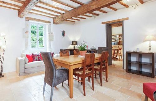 Dunes House | Stylish Holiday Home with Pool & Pet-Friendly Amenities