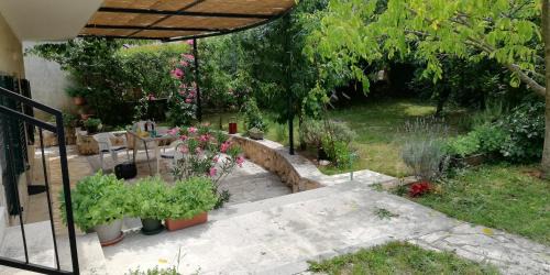 Runovici House | Cozy Holiday Home Dunja with Convenient Kitchen Access