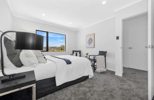 Howick House | Family-Friendly Holiday Home in East Auckland - 4 Stars