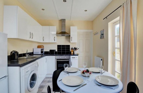 St Merryn House | Family-Friendly Holiday Home Eglos by Interhome with Kitchen