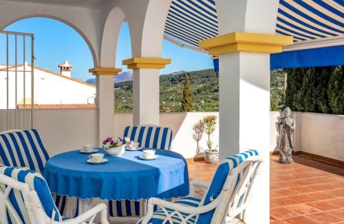 Monda House | Premier Holiday Home El Chaparral with Pool & Kids’ Activities