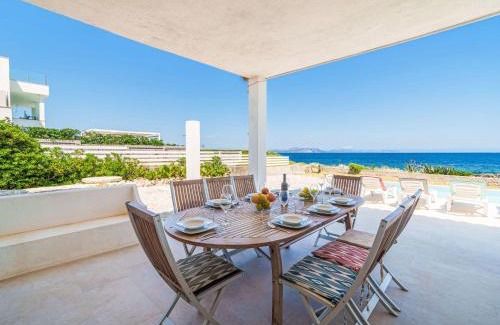 Betlem de Marina House | Relax at Holiday Home Xoroi with Oceanfront Pool Access