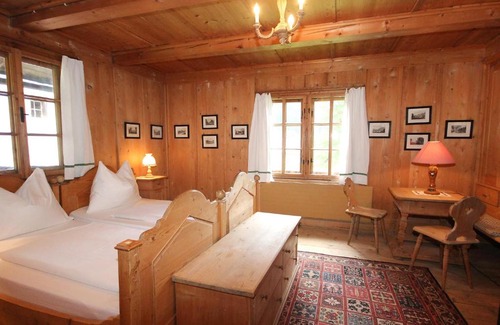 Dornauberg House | Family-Friendly Holiday Home Fürstenhaus with Great Amenities