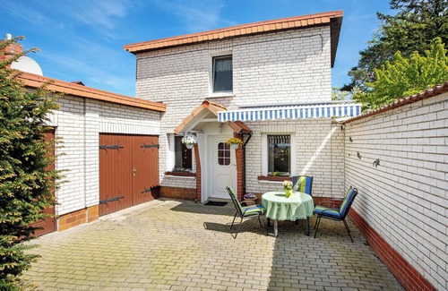 Bergen auf Ruegen House | Guest Rated 10/10: Ferienhaus Pahnke with Private Terrace