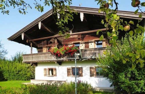 Kirchbichl House | Pet-Friendly Holiday Home Fankhaus in Kirchbichl