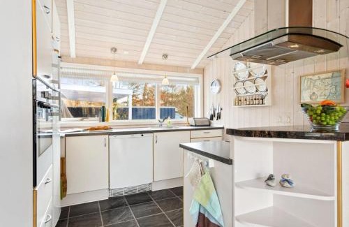 Femmøller House | Inviting Holiday Home Fatima Near the Sea in Djursland