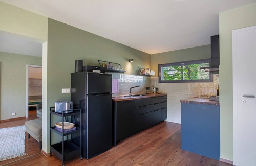 Joachimsthal House | Holiday Home 'Ferienhaus Am Grimnitzsee' with Private Terrace, Private Garden and Wi-Fi