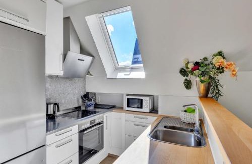Bad Arolsen House | Oceanfront Holiday Home Bude 92 - Guest Rated 10/10