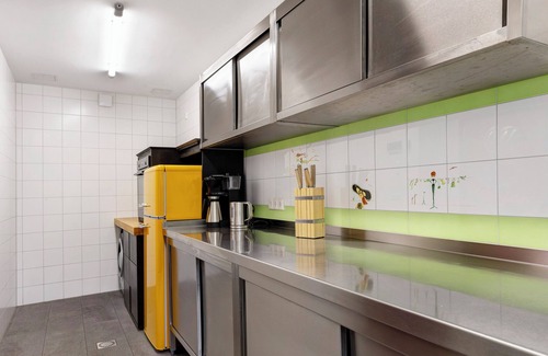 Nusttal House | Holiday Home 'Ferienhaus Buwesch 13' with Private Terrace, Shared Garden and Wi-Fi