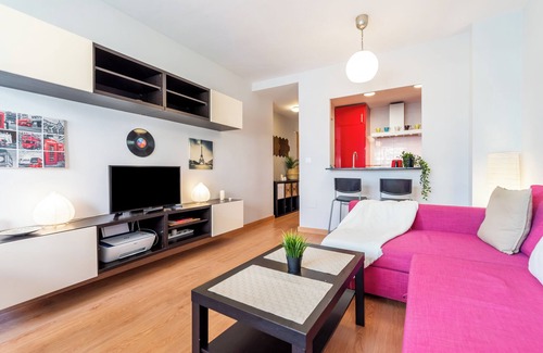 Centro Apartment | Premier Holiday Home 'Ferrandiz' with Ocean View & Wi-Fi