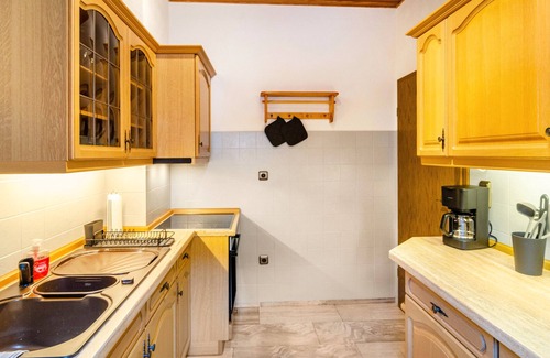 Bad Sachsa House | Holiday Home 'Fewo Jaeger' with Mountain View and Wi-Fi