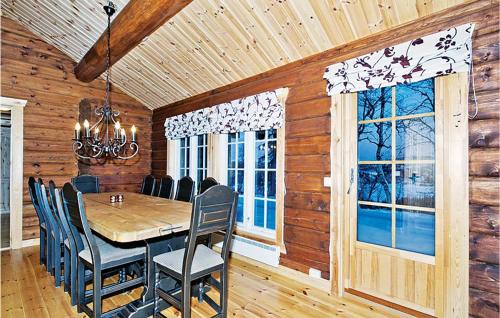 Vikberget House | Relaxing Retreat in Florida with Sauna & Family-Friendly Amenities