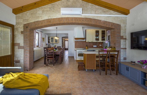 Nedescina Villa | Inviting Holiday Home Flores with Pool for Family Getaways