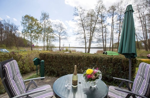 Muritz House | Cozy Holiday Home for 5 Guests in Jabel with Great Amenities